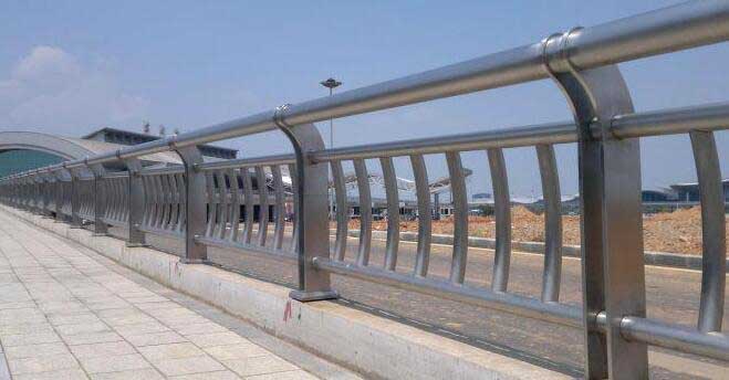 不鏽鋼複合管護欄